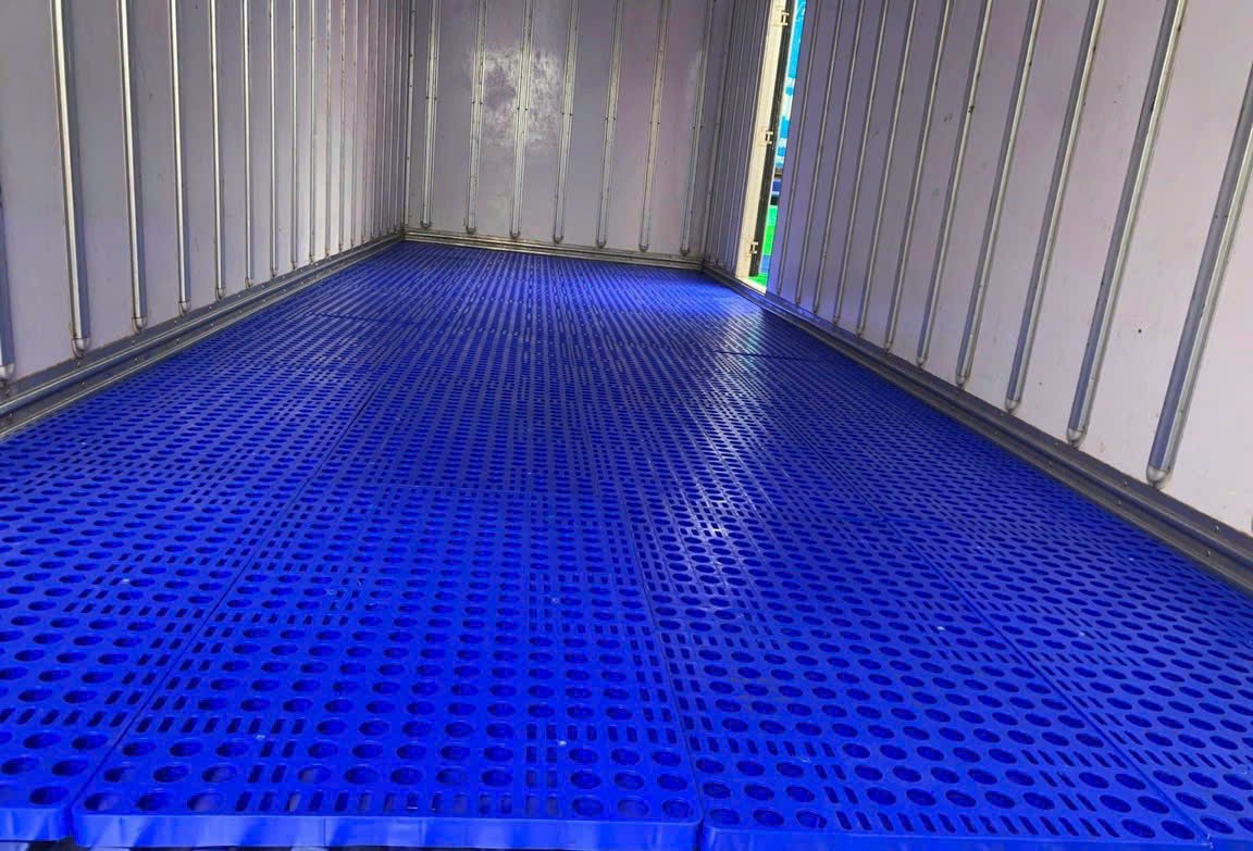 pallet nhựa dùng trong kho lạnh