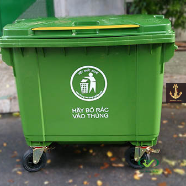 Thùng rác nhựa 660L